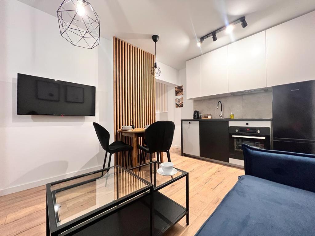 Green Hill Apartments Katowice Bagian luar foto