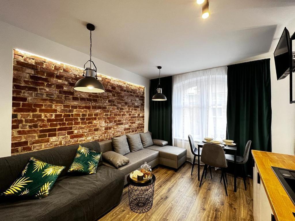 Green Hill Apartments Katowice Bagian luar foto