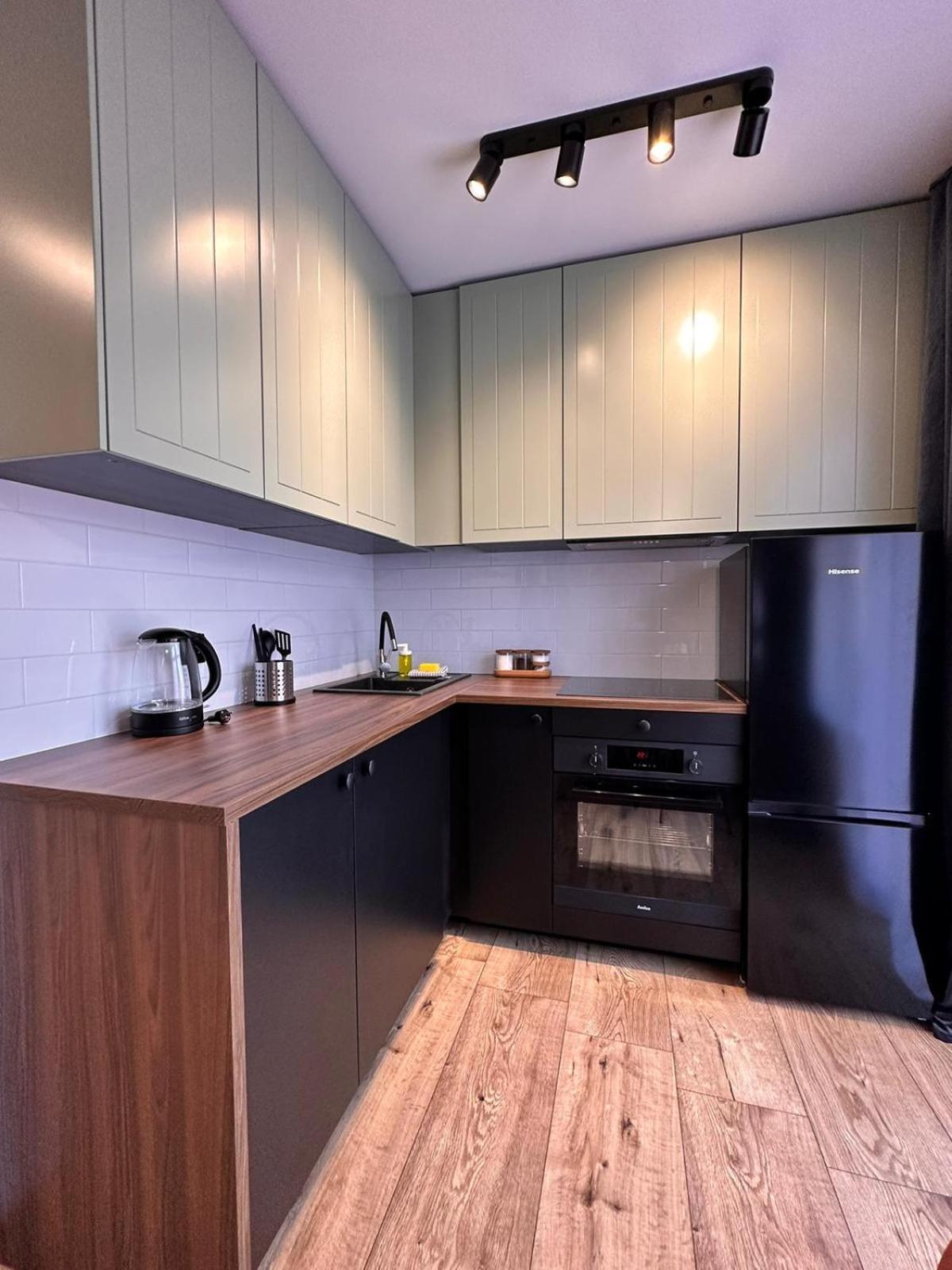 Green Hill Apartments Katowice Bagian luar foto
