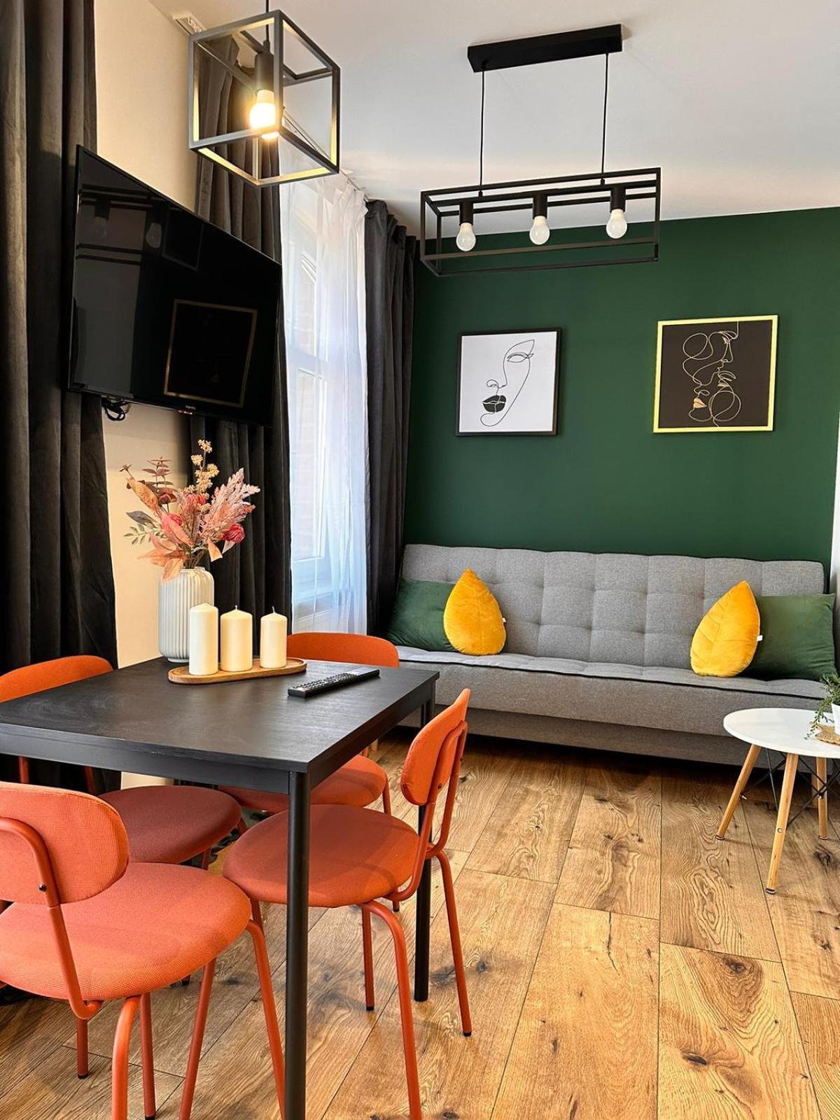 Green Hill Apartments Katowice Bagian luar foto